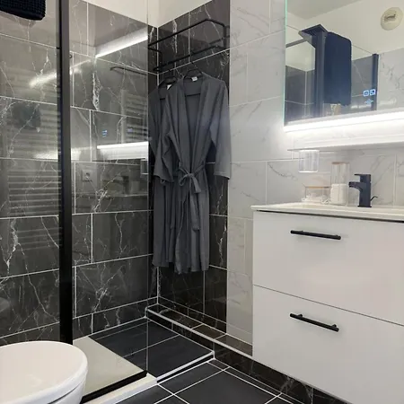 Apartment My Resid Divina Cannes Marina Vue